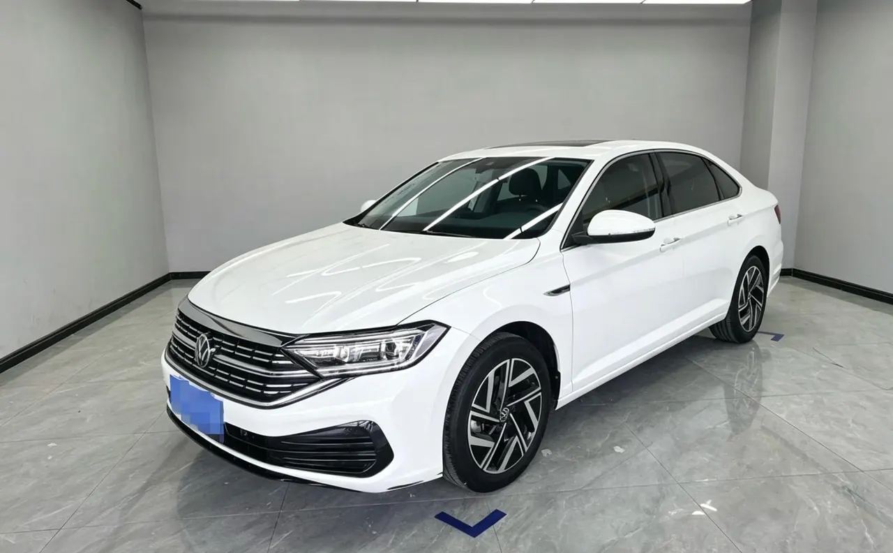 Open image lightbox: Volkswagen 2023 Sagitar 1.5TSI 300TSI Exceed Edition Automatic