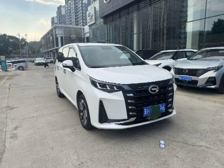 GAC Trumpchi 2021 M6 PRO 1.5T 270T Prestige Automatic 3