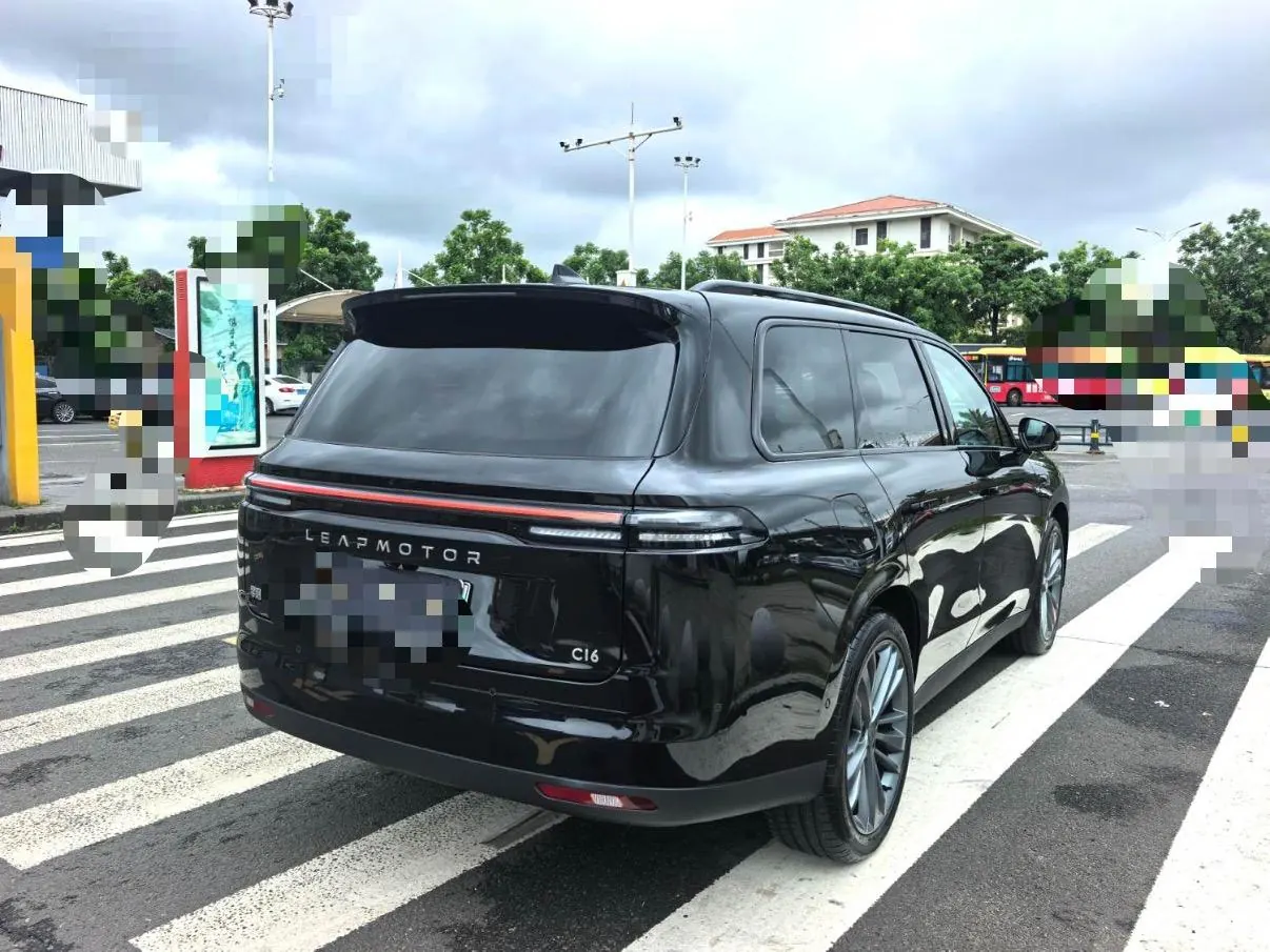Leapmotor 2026 C 16 280 Laser Radar Zhizun Edition 6-seat Automatic Gear 11