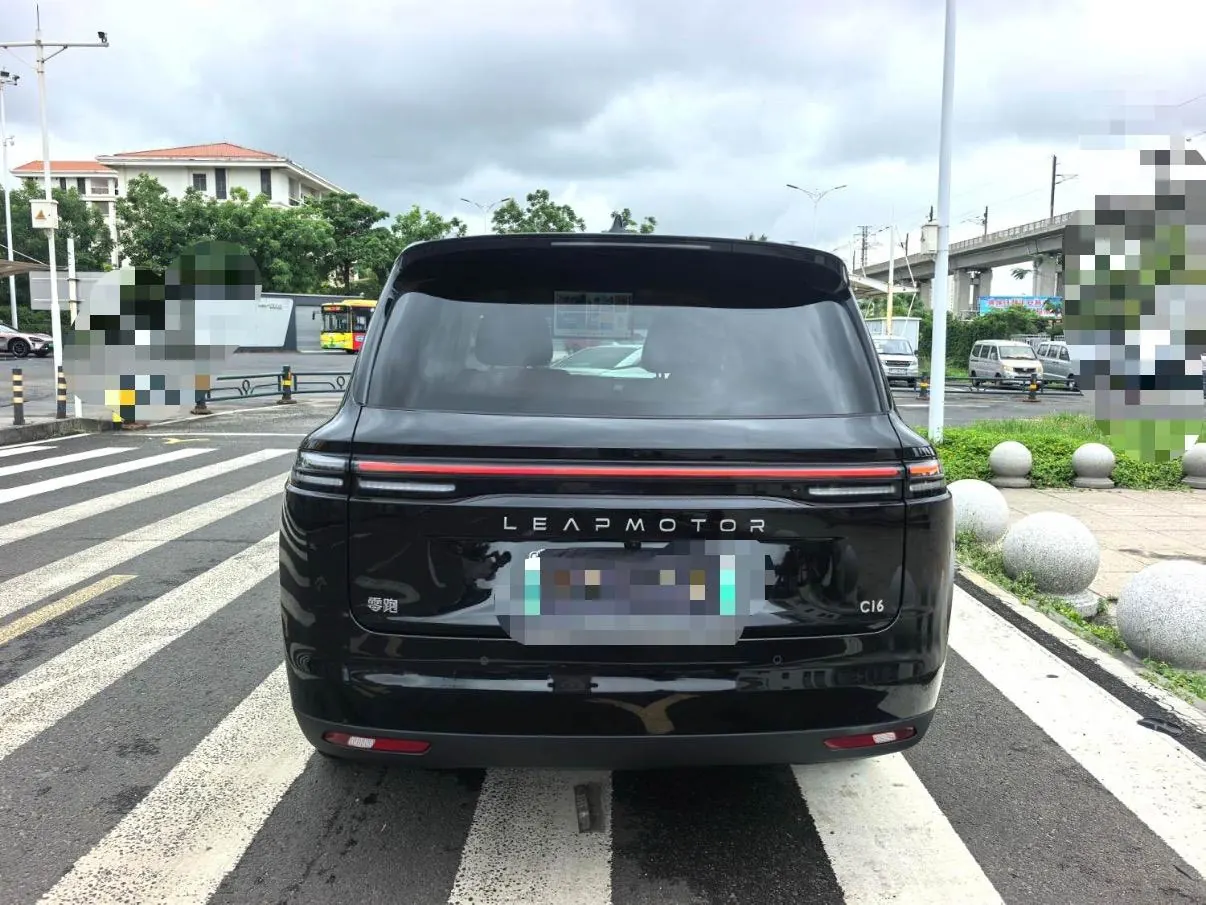 Leapmotor 2026 C 16 280 Laser Radar Zhizun Edition 6-seat Automatic Gear 12