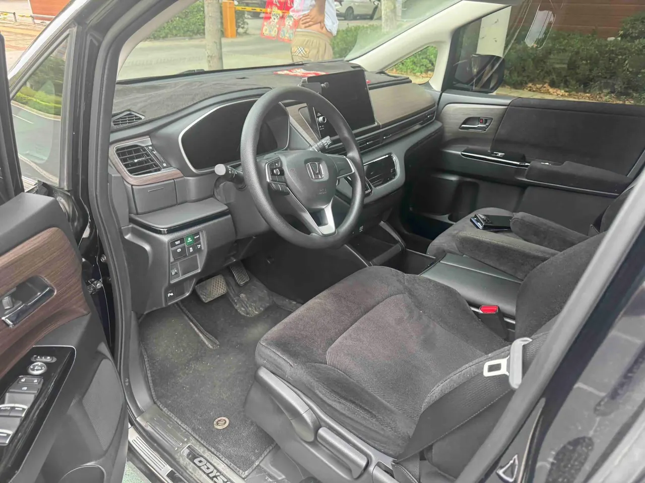 Honda 2026 Odyssey Hybrid 2.0 Stepless Sharp and Pleasant Edition Automatic Gear 3