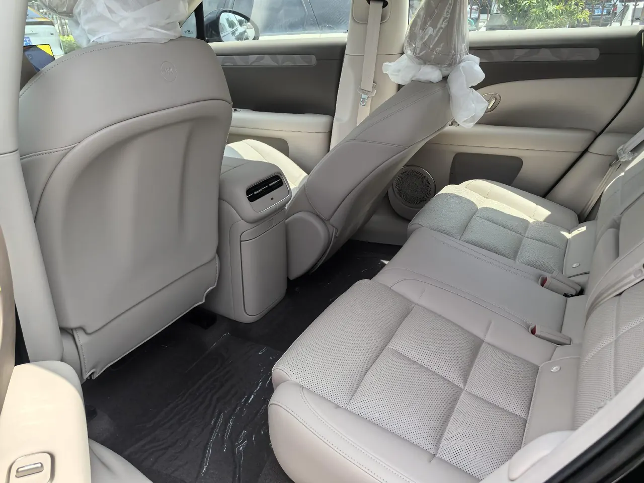 IM 2026 IM LS6 66 Max automatic transmission 6