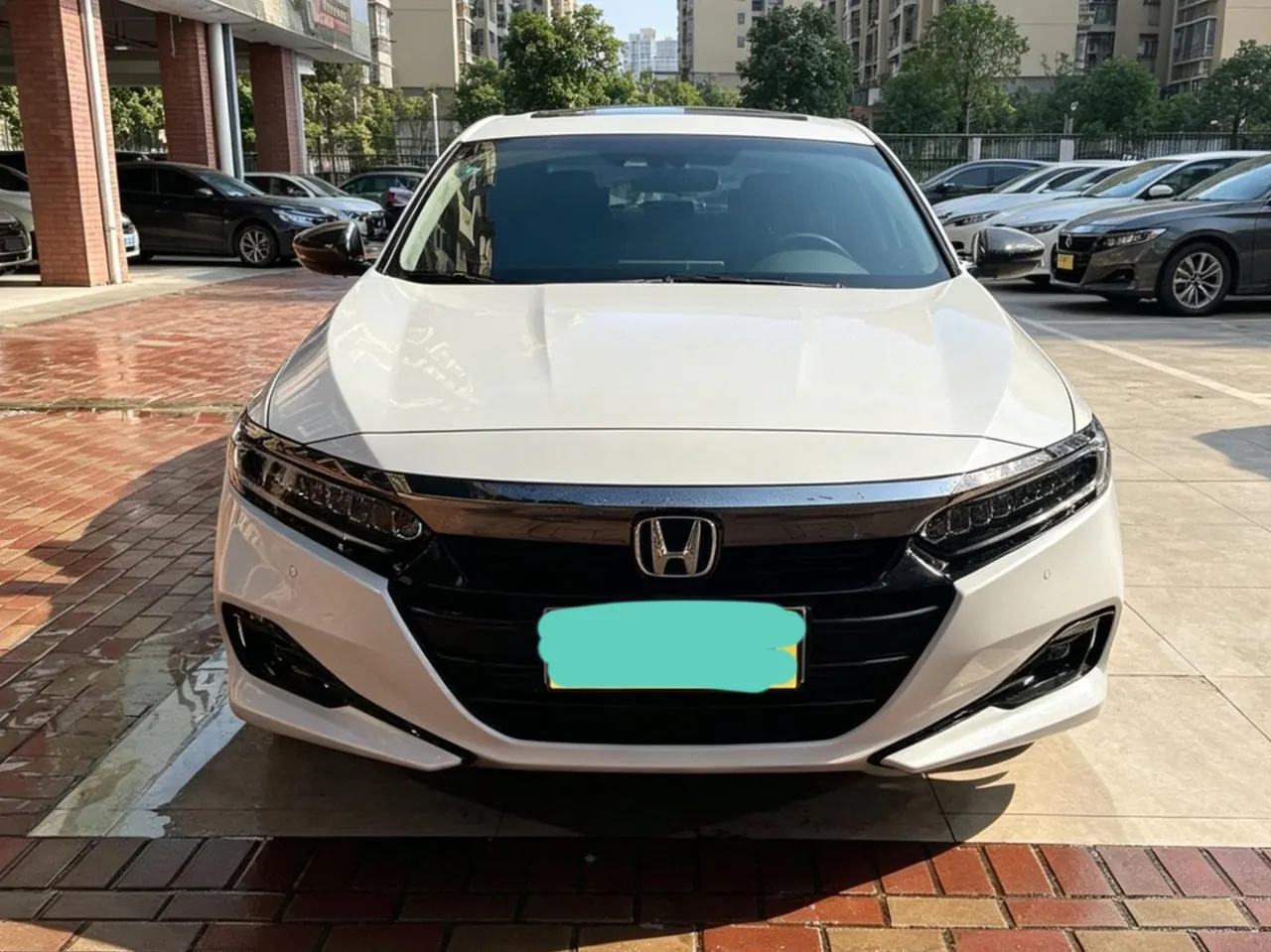 Honda 2022 10th Generation Accord 1.5T Stepless 260TURBO Magic Night Premium Edition Automatic Gear 2