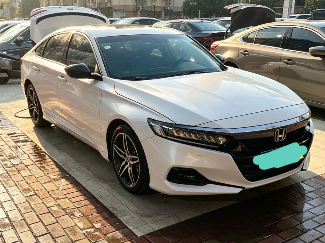 Honda 2022 10th Generation Accord 1.5T Stepless 260TURBO Magic Night Premium Edition Automatic Gear 3