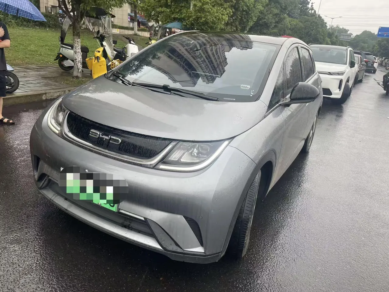 BYD 2023 Dolphin 420km Fashion Edition Automatic - View 1