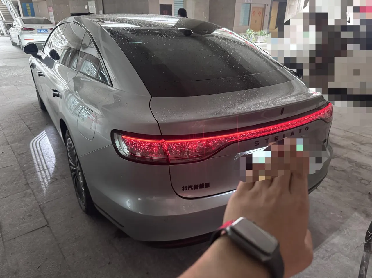Luxeed 2026 S9 Max rear drive 100kWh automatic gear 2