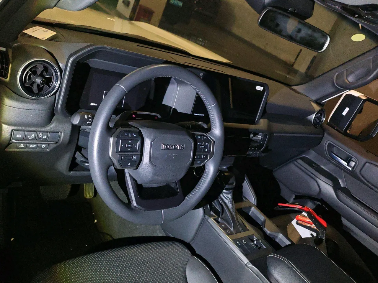 Toyota 2024 Prado HEV 2.4T all-around TX version 5-seat automatic gear 4