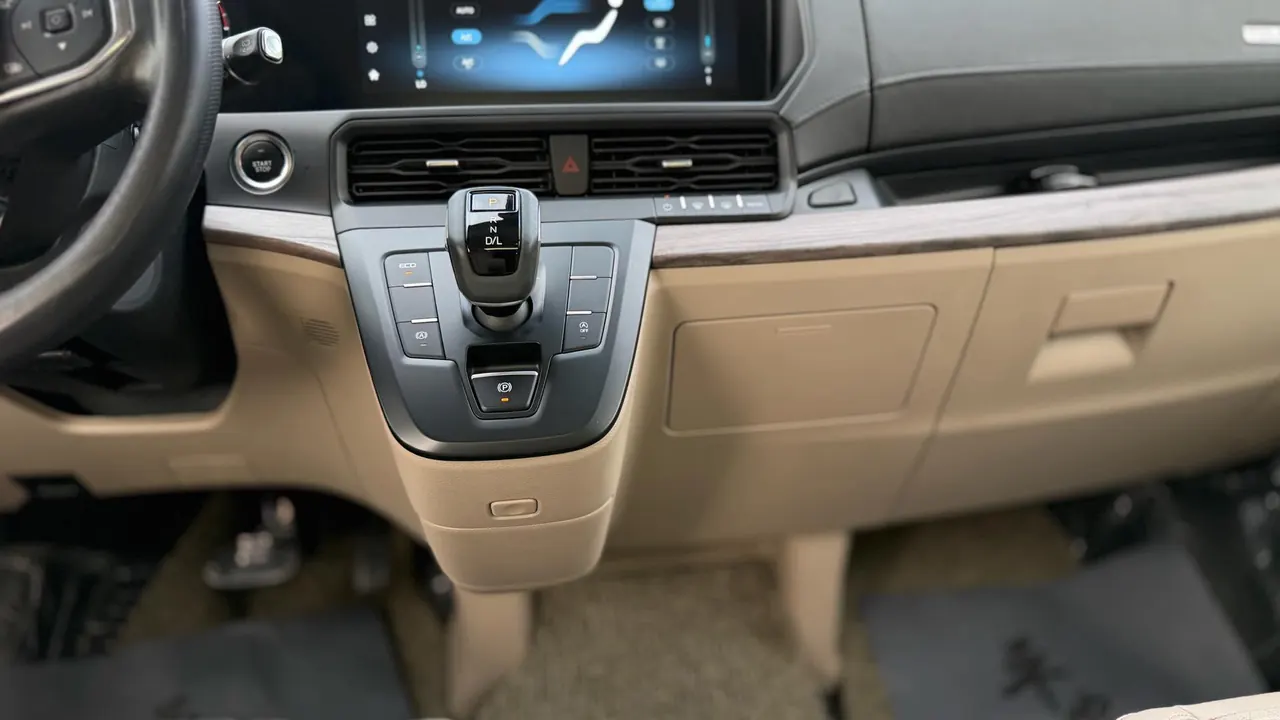 Ford 2023 Touruio 2.0T to Enjoy Edition Automatic Gear 10