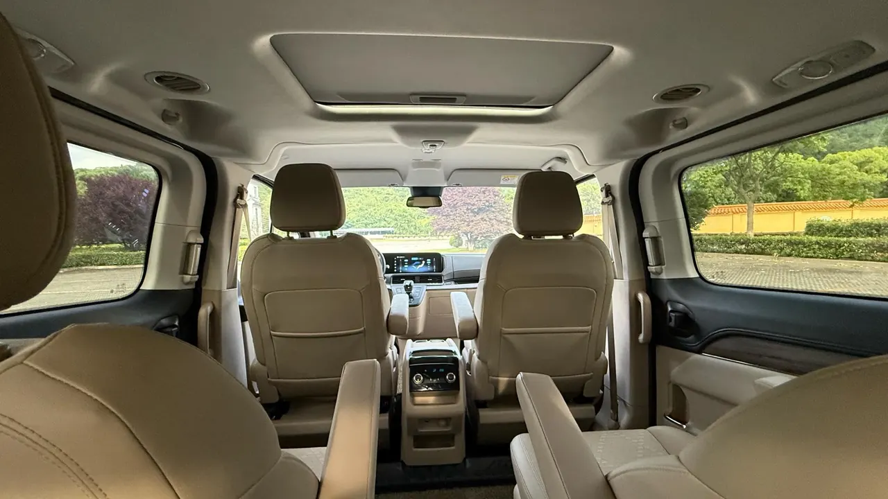 Ford 2023 Touruio 2.0T to Enjoy Edition Automatic Gear 12