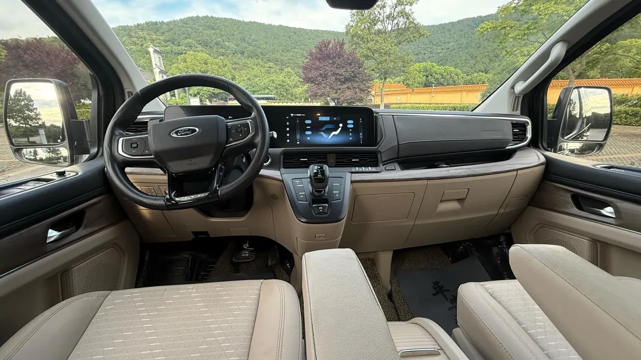 Ford 2023 Touruio 2.0T to Enjoy Edition Automatic Gear 7