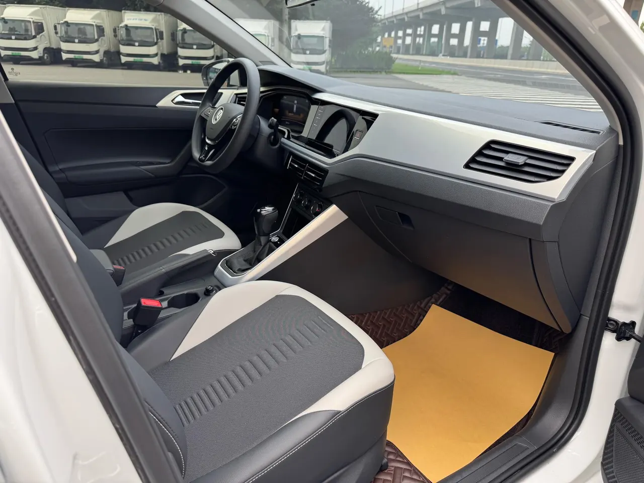 Volkswagen 2023 POLO Plus 1.5 Colorful Technology Edition Automatic Gear 11