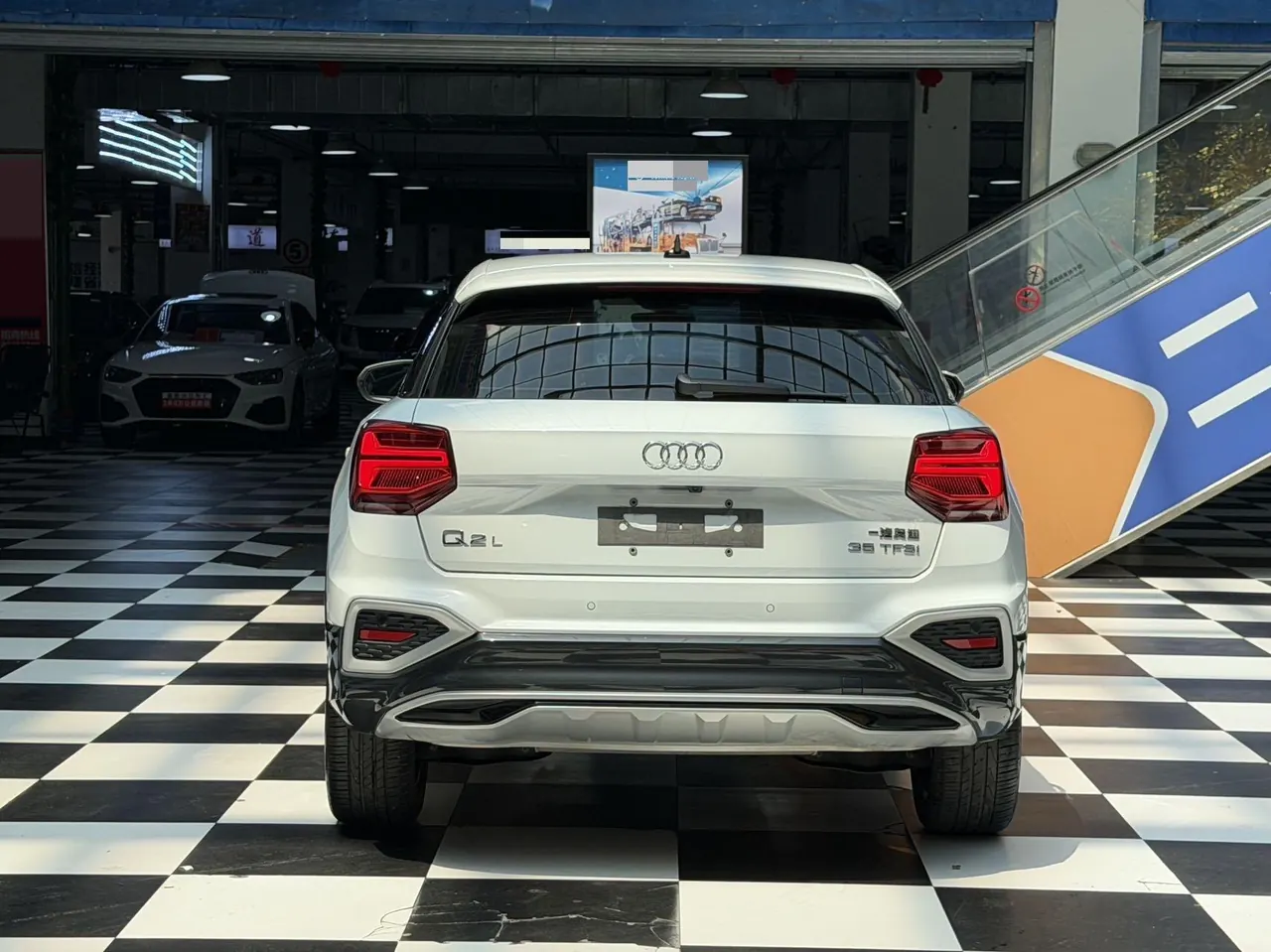 Audi 2022 Q2L 1.4TFSI 35TFSI Fashion Dynamic Automatic 18