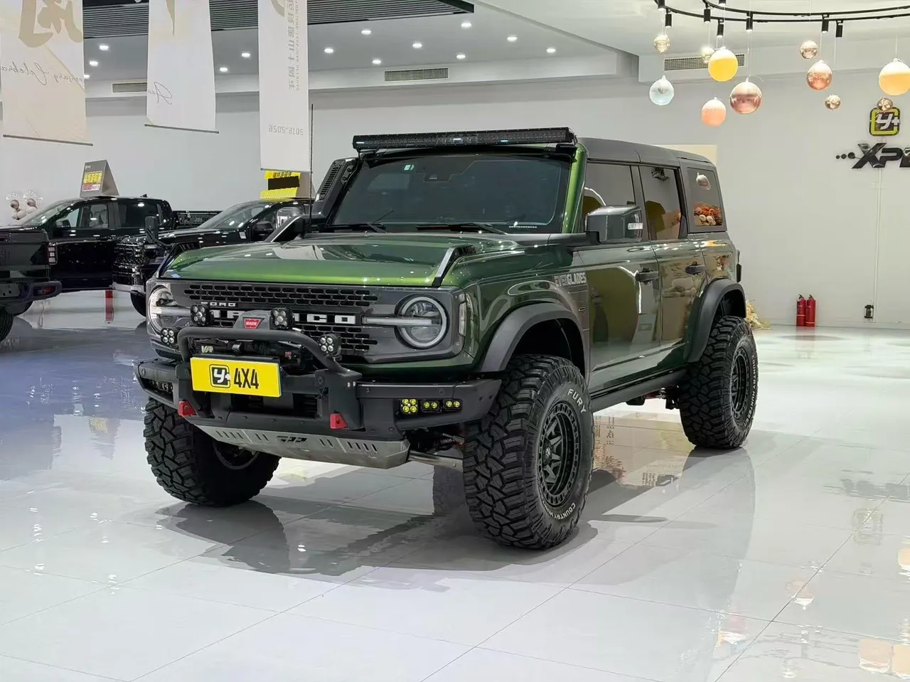 Open image lightbox: Ford 2024 Martyr 2.3T Everglades Automatic Gear