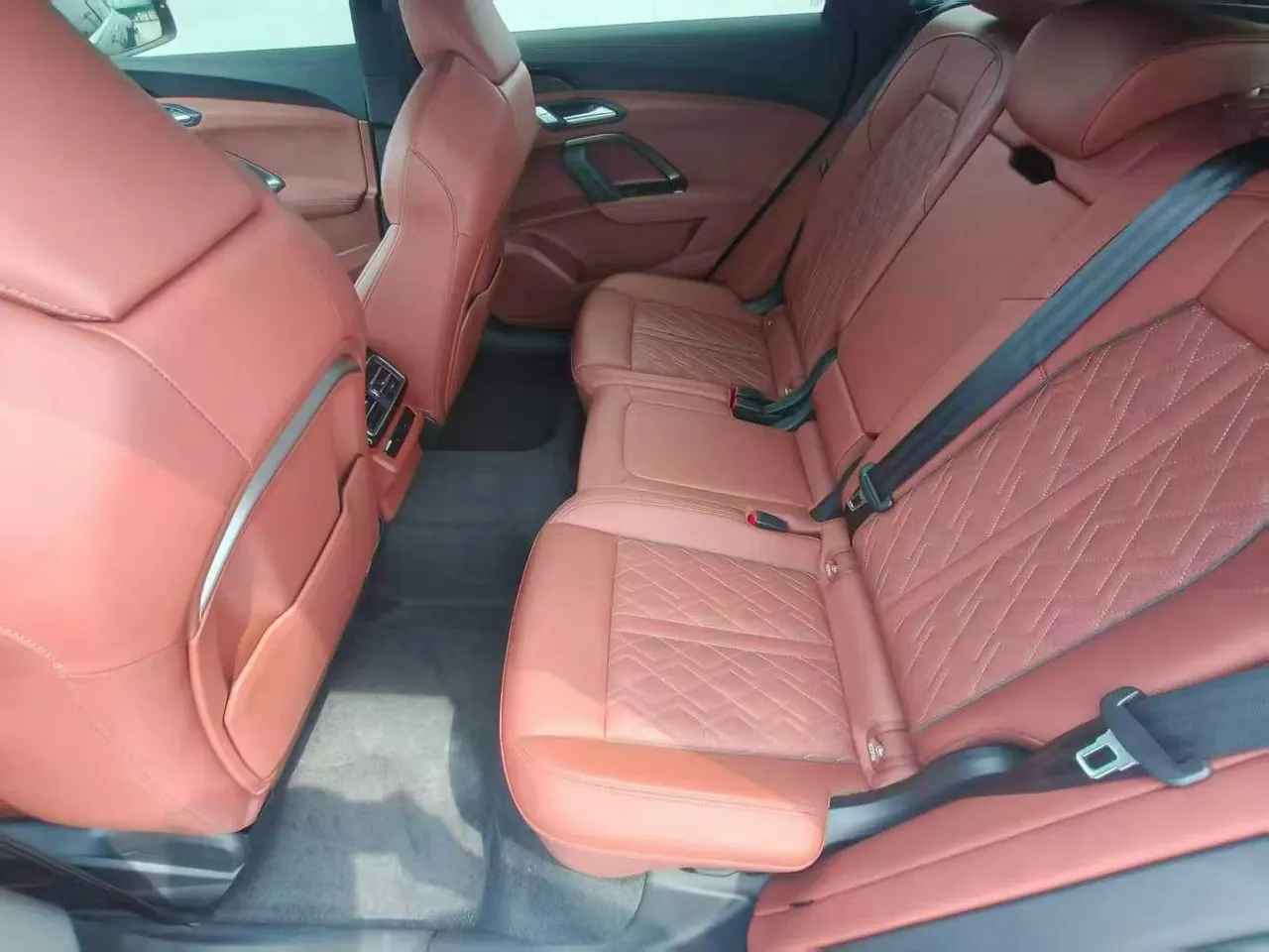 Audi 2026 Q5L 20 T 10 million users exclusive version of automatic gear 7
