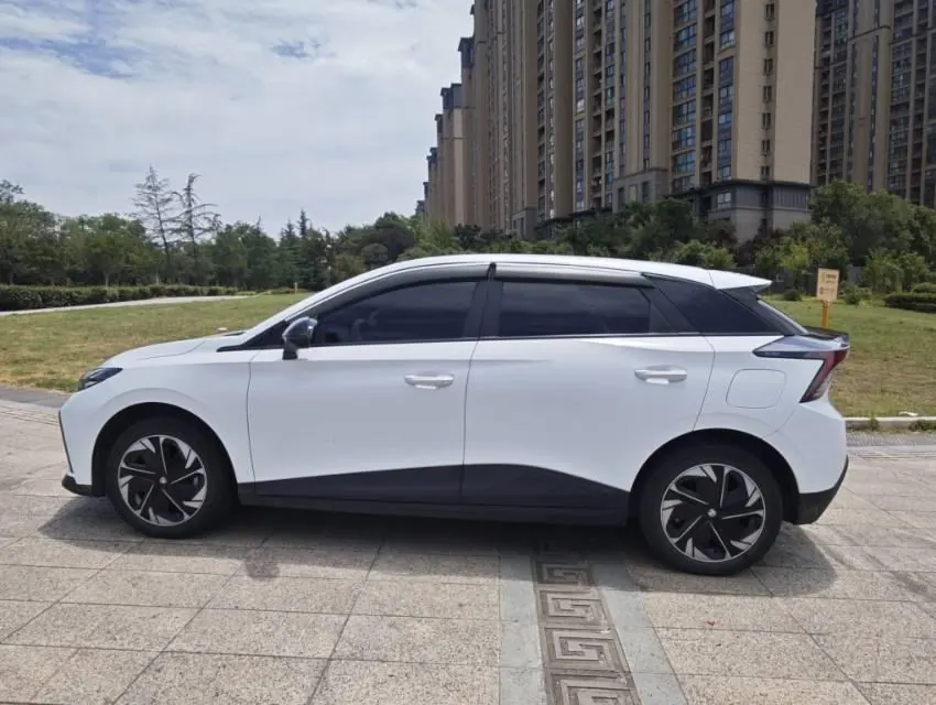 MG 2023 MG4 EV 415km Sea Champion Edition Automatic Gear 6
