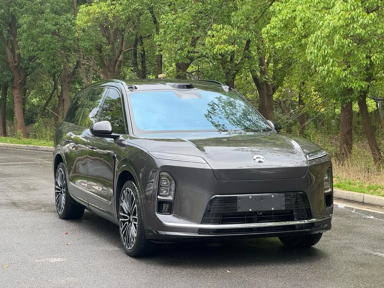 NIO 2026 ES8 6‑Seater Executive Signature Edition Automatic Transmission 3