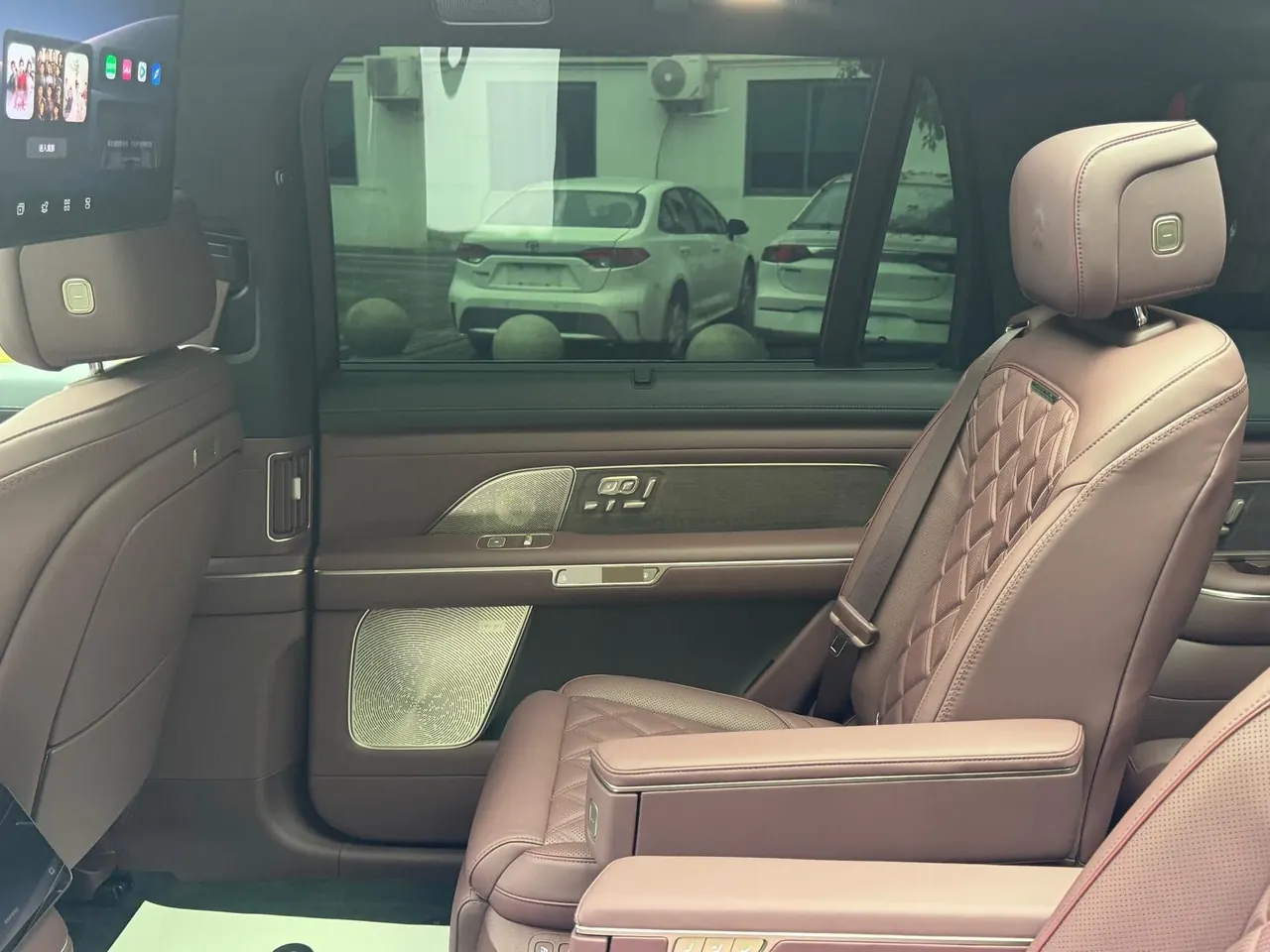 NIO 2026 ES8 6‑Seater Executive Signature Edition Automatic Transmission 6