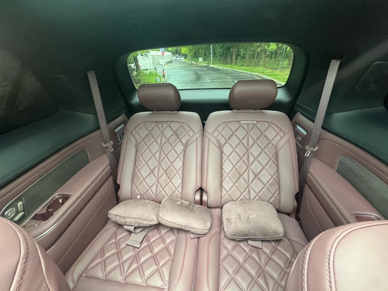 NIO 2026 ES8 6‑Seater Executive Signature Edition Automatic Transmission 8