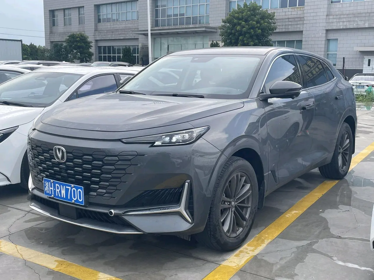 Open image lightbox: ChangAn 2021 UNI-K 2.0T Luxury Automatic