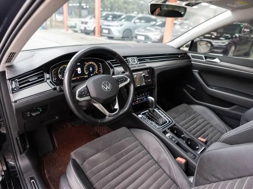 Volkswagen 2021 Magotan 2.0TSI 330TSI 30th Anniversary Edition Automatic Gear 5