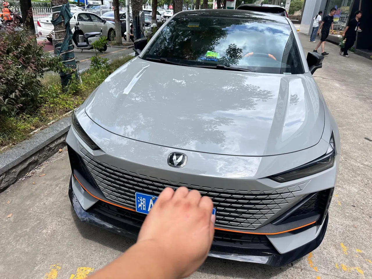 ChangAn 2025 UNI-V 1.5T 500Bar High Energy Sports Edition Automatic Gear 2