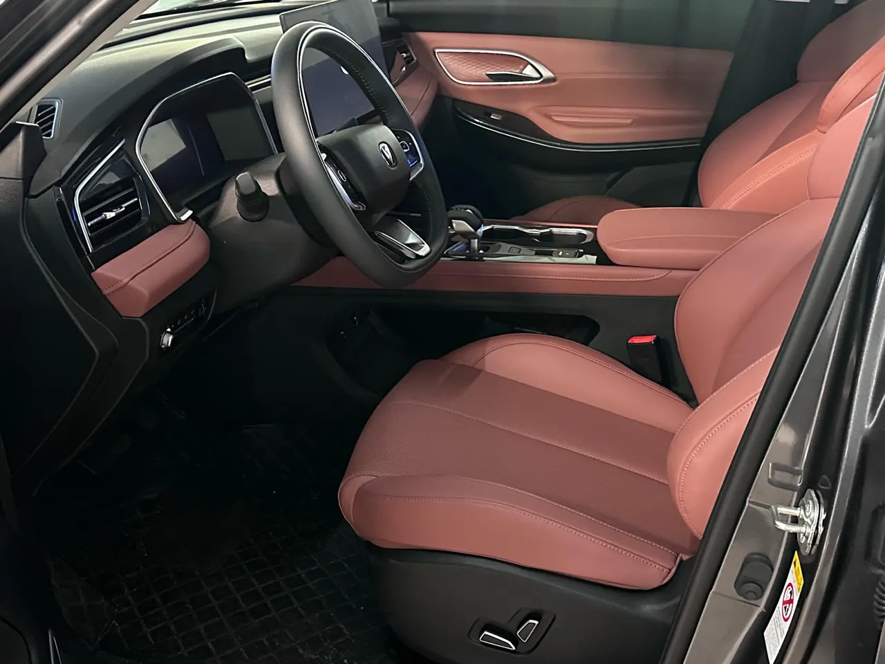 ChangAn 2026 CS75 PRO 1.5T exclusive 7-seat automatic gear 3