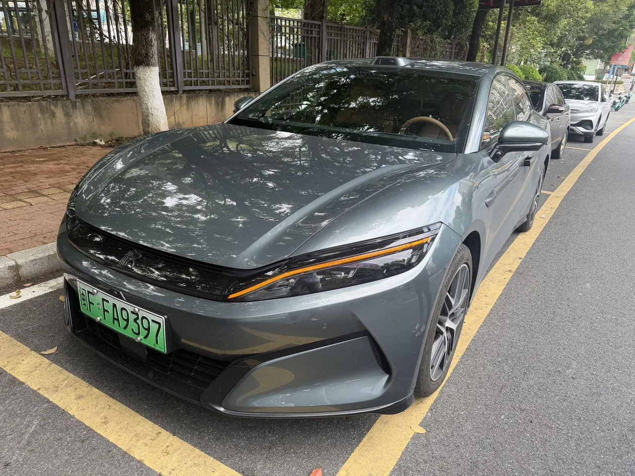 打开图片灯箱:BYD 2025 Han L DM-p 1.5T Stepless Four-wheel Drive Laser Radar Flagship Automatic Gear