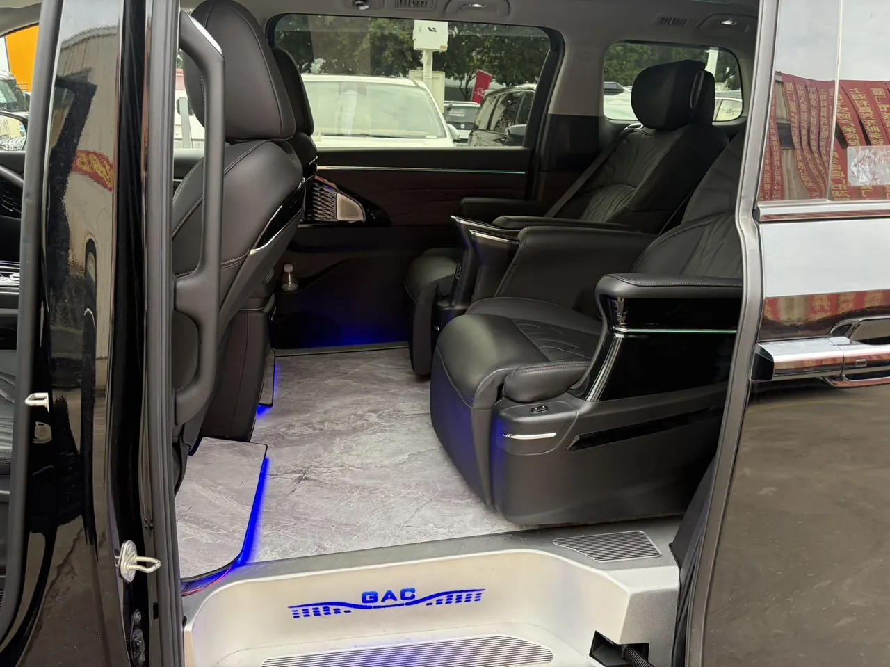 Chuanqi 2024 M8 Double Engine 2.0T Master Series Super Hybrid Automatic Gear 6