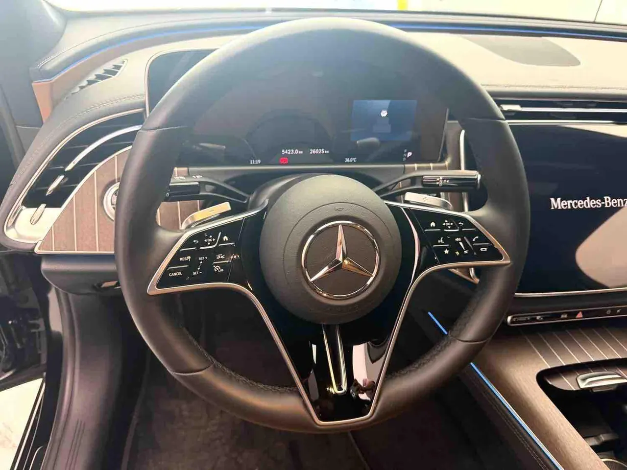 Mercedes Benz E Class 2024 E 300 L 48V 2.0T Fashion Automatic Gear 4