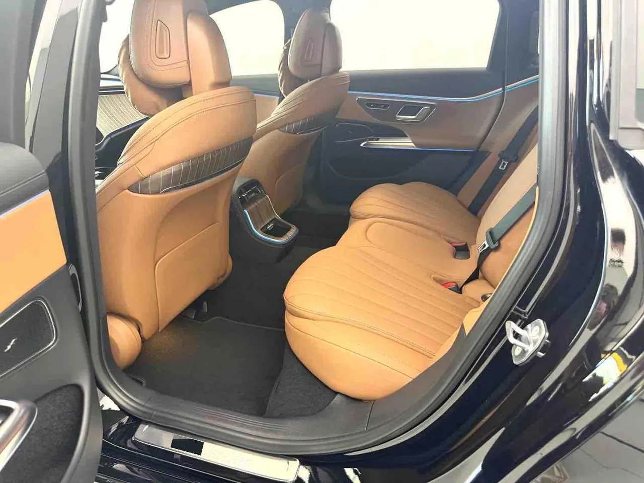 Mercedes Benz E Class 2024 E 300 L 48V 2.0T Fashion Automatic Gear 5