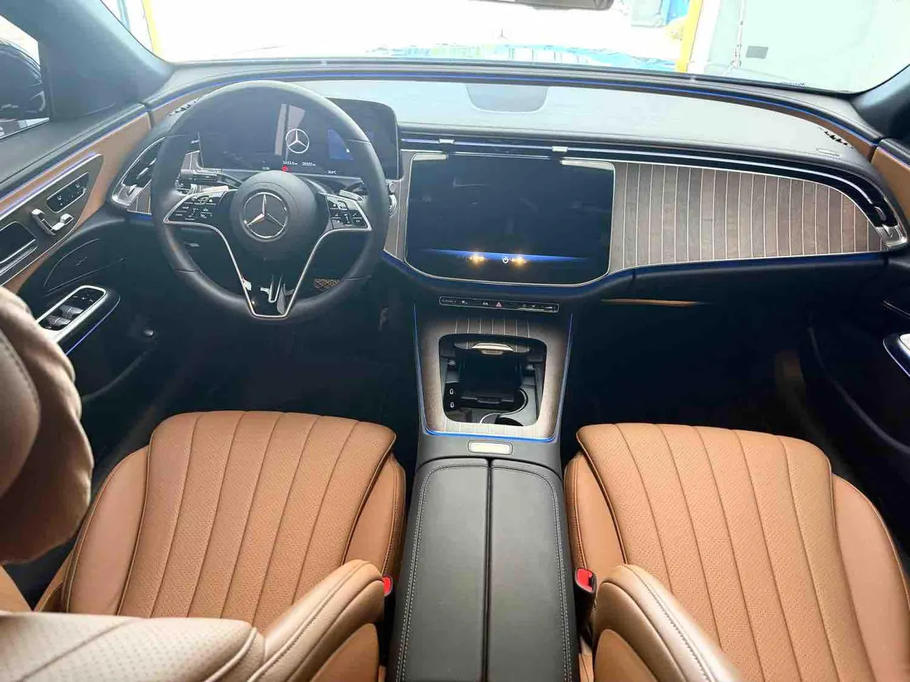 Mercedes Benz E Class 2024 E 300 L 48V 2.0T Fashion Automatic Gear 6