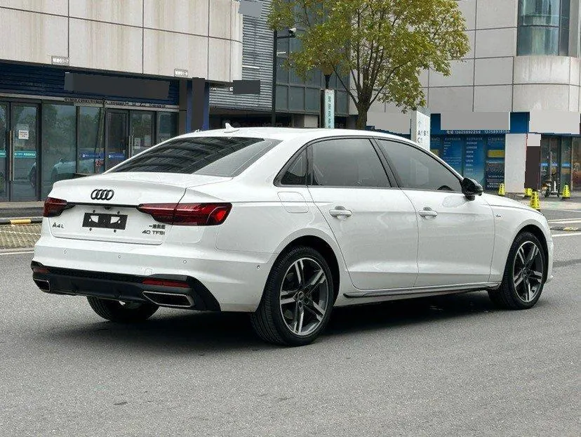Audi 2023 A4L 2.0TFSI 40TFSI Deluxe Dynamic Automatic 5