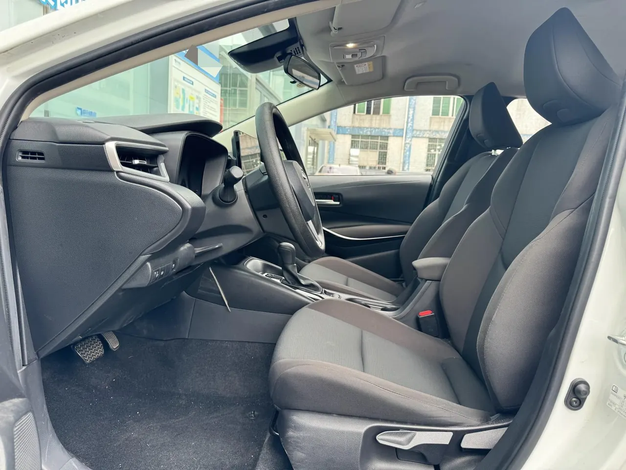 Toyota 2023 Lingshang Shuangqing 2.0 Stepless Leading Edition Automatic Gear 5