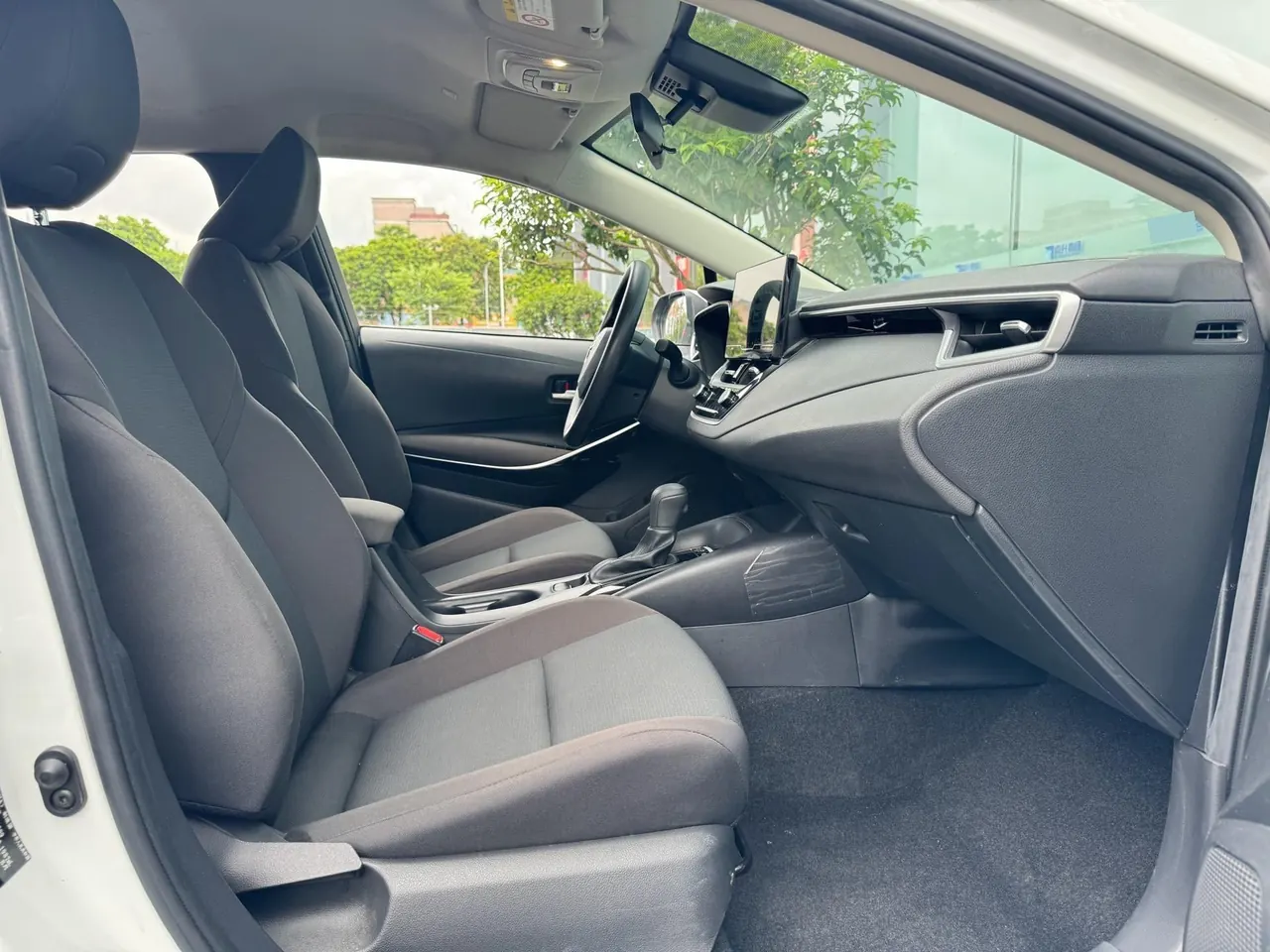 Toyota 2023 Lingshang Shuangqing 2.0 Stepless Leading Edition Automatic Gear 8