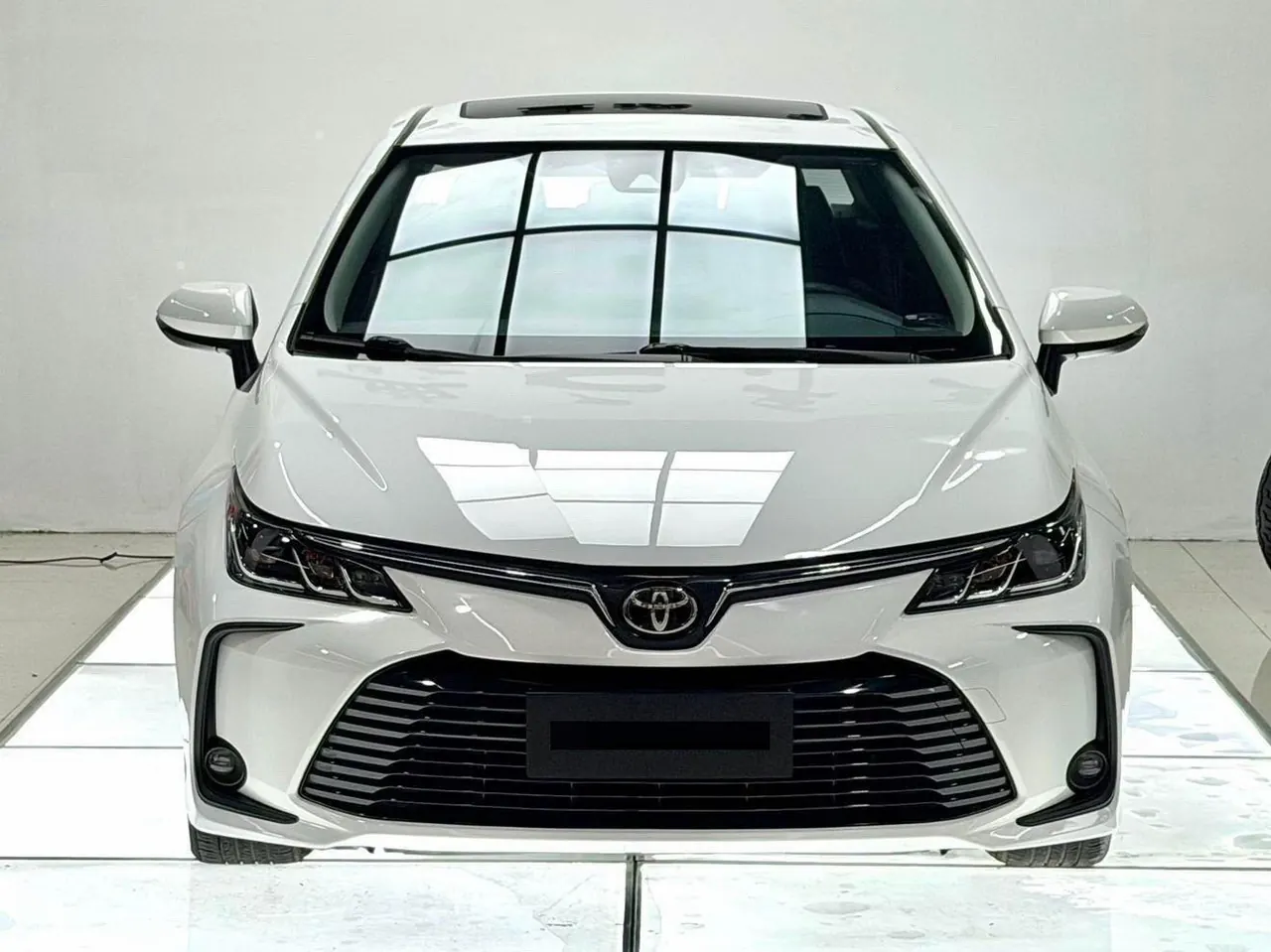 Toyota 2021 corolla 1.2T stepless elite version of automatic gear 2