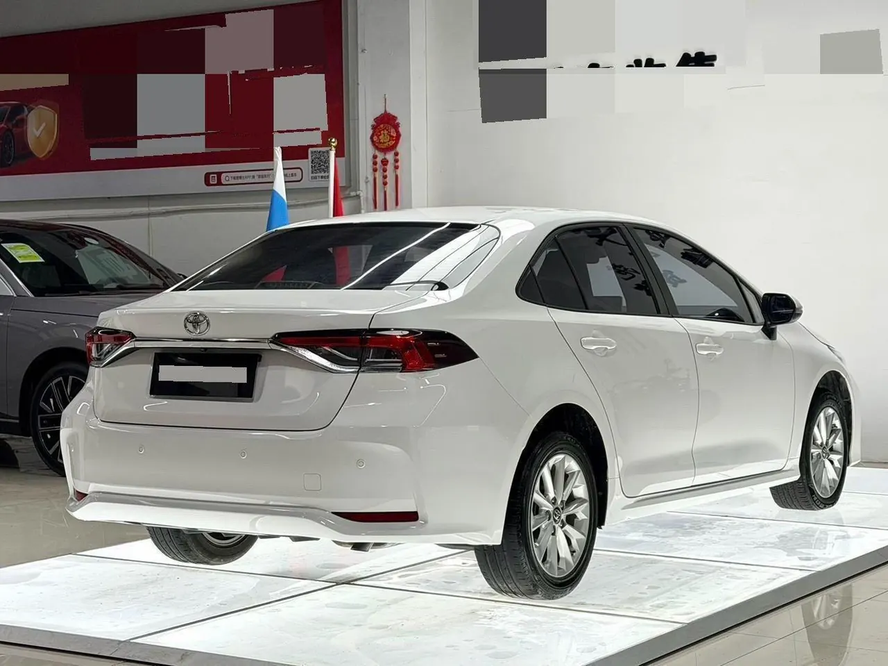 Toyota 2021 corolla 1.2T stepless elite version of automatic gear 6