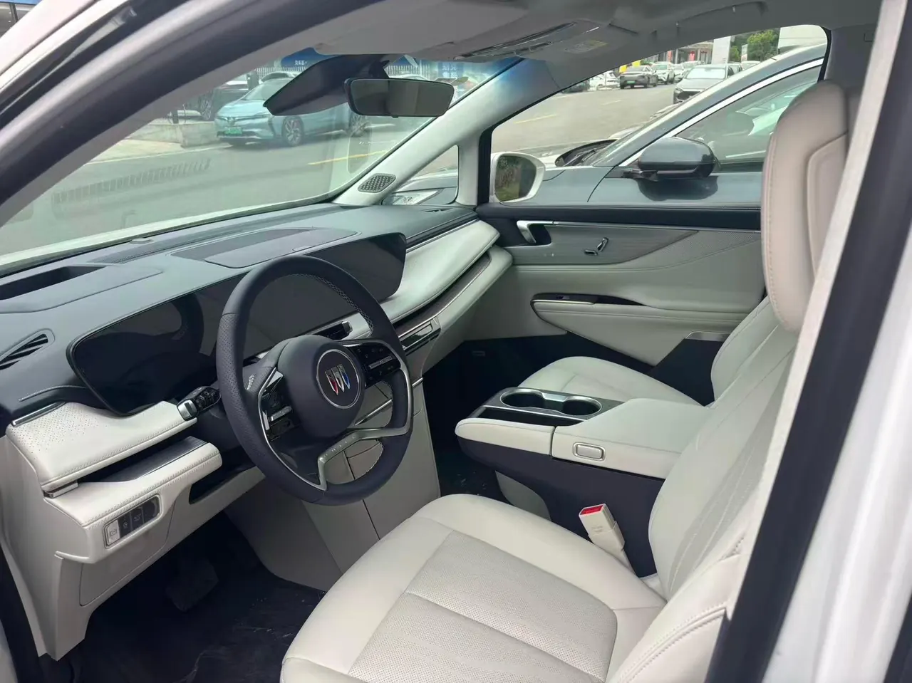 Buick 2026 GL8 ES Lu Zun 48V 2.0T Luxury Edition Automatic Gear 2