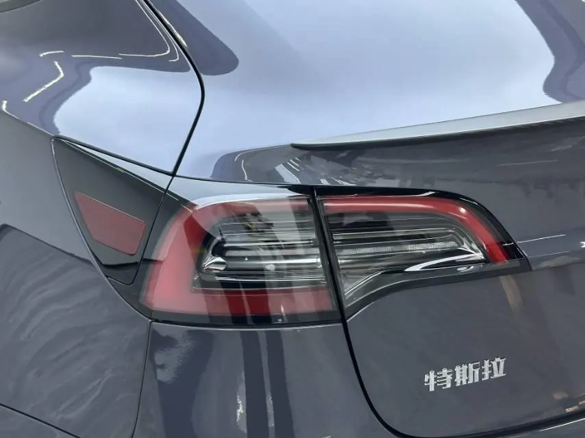 Tesla 2022 Model 3 Performance high-performance all-wheel drive automatic transmission 12