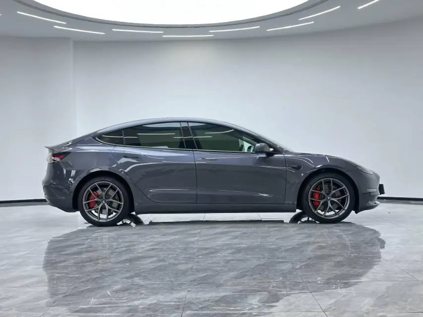 Tesla 2022 Model 3 Performance high-performance all-wheel drive automatic transmission 4