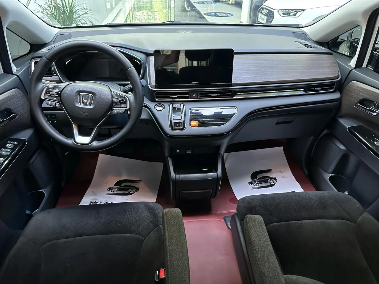Honda 2026 Odyssey Hybrid 2.0 Stepless Sharp and Pleasant Edition Automatic Gear 6