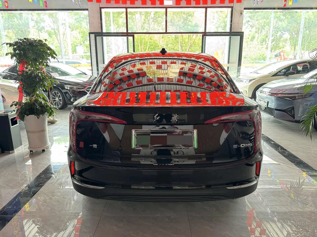 HongQi 2023 E-QM5 Basic Travel Edition (Modified) Automatic Gear 8