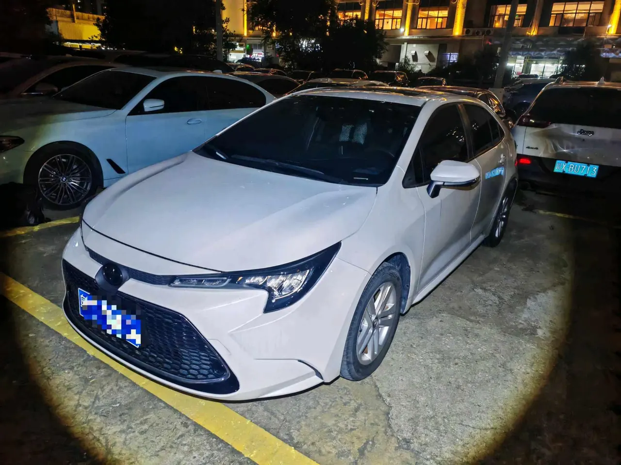 Open image lightbox: Toyota 2022 Lei Ling 1.2T Stepless 185T Deluxe Automatic Gear