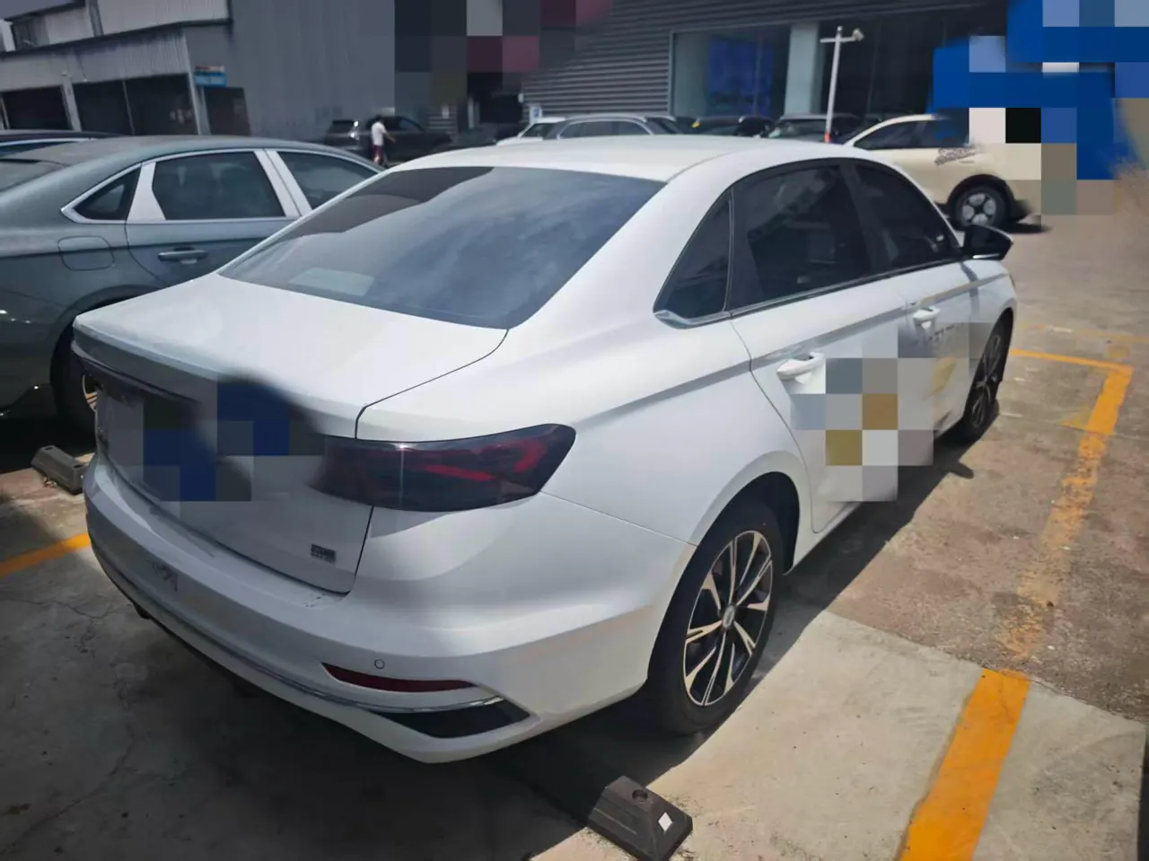 Geely 2026 Emgrand-Sanxiang 1.5 Stepless 4 million Commemorative Flying Automatic 2