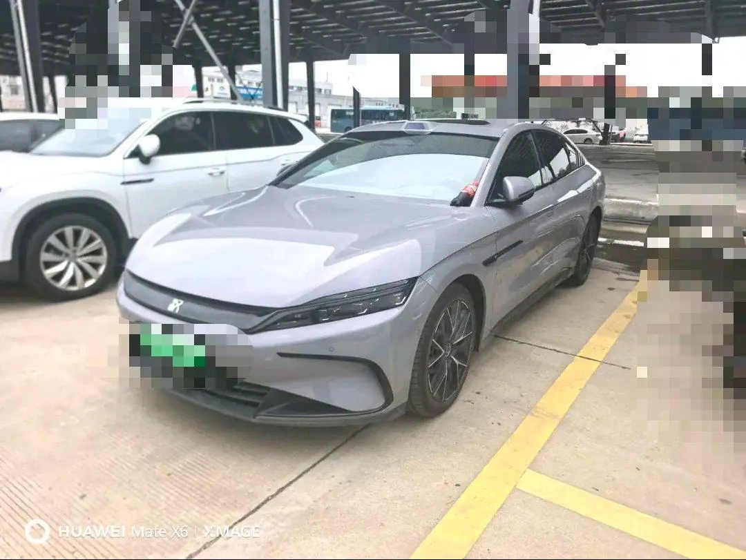 Открыть галерею: BYD 2025 Han DM-i 1.5T CVT 125km Flagship Automatic