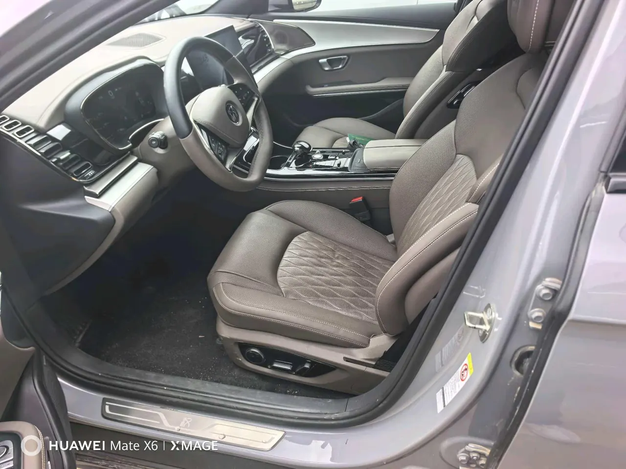 BYD 2025 Han DM-i 1.5T CVT 125km Flagship Automatic 2