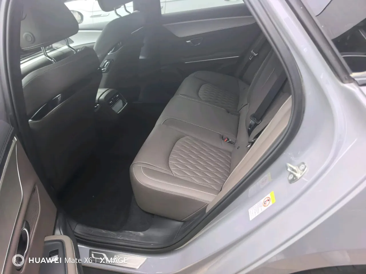BYD 2025 Han DM-i 1.5T CVT 125km Flagship Automatic 4