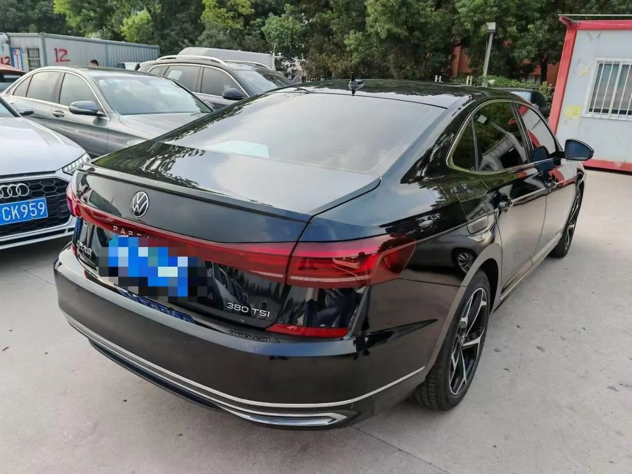 Volkswagen 2025 Passat 2.0TSI 380TSI outstanding star dragon version automatic gear 2