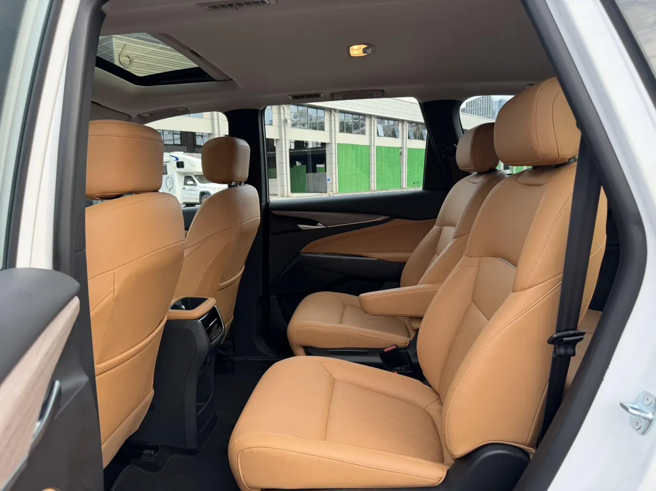 Chase 2025 G50 PHEV 1.5 Pilot Edition Automatic Gear 3