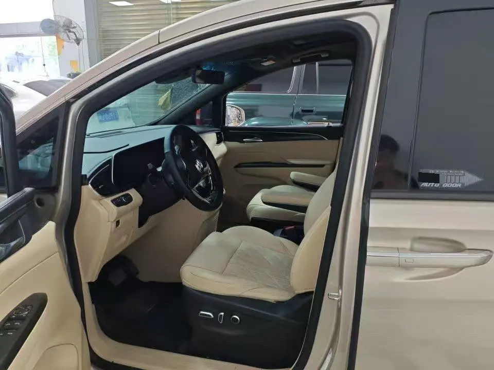 Buick 2022 GL8 ES Lu Zun 48V 2.0T 653T Luxury Automatic Gear 3