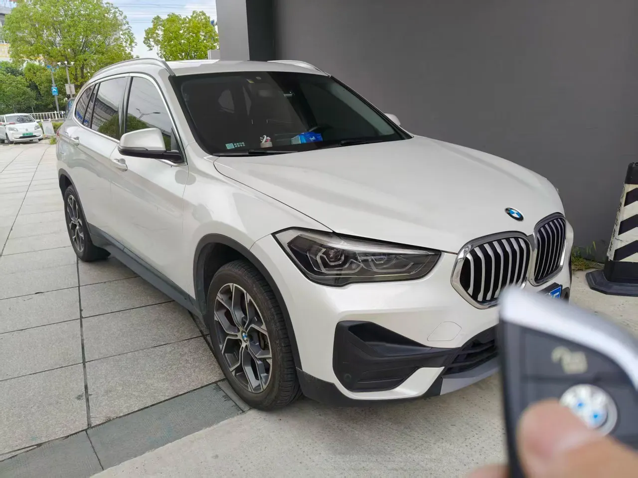 BMW 2021 X1 sDrive25Li 2.0T Leading Automatic Gear 2